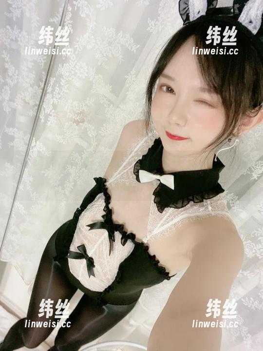 51酱 51酱的高跟鞋写真,看来今天又要被这双鞋子惊艳到。