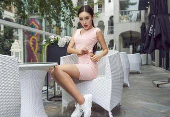 AISS爱丝(钻石版) – 这些女仆，看得我眉头一皱，亚美依的最新图包真是别出心裁呢！