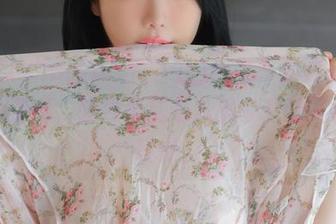 嗨，Addielyn(에디린)的黑衣少女图册来了！全免费哦，脑袋里乱七八糟的想法其实挺好玩的。