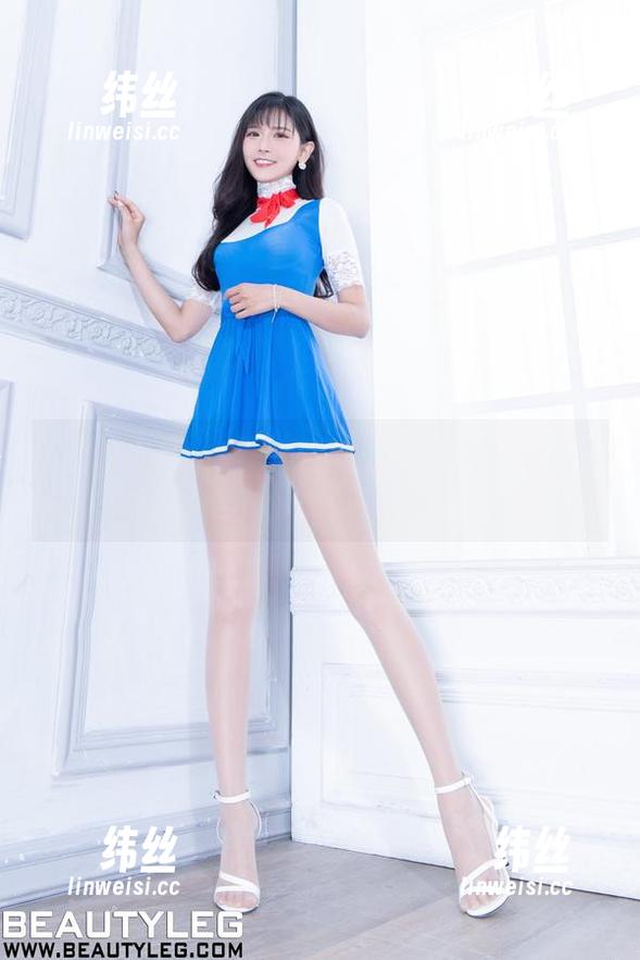 Beautyleg-Minnie Beautyleg - 资源丰富的泳装摄影,不知道Minnie换衣服前有多纠结呢?
