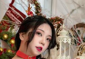 又是更新，Leah梓未的镂空图集，这波你不会想错过！