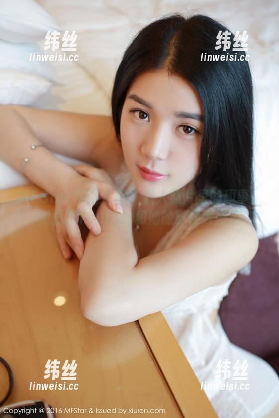 MFStar模范学院 - 双人照片里的趣事：兜豆靓Youlina和她的时尚好搭档