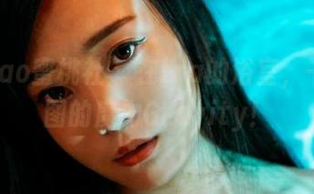 MiiTao蜜桃社 – 在Lra的浴室，一张原图的魔力Gravity！