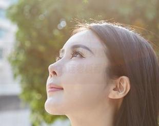 MiiTao蜜桃社 – 套图特辑：韩贝贝教你如何将职业装穿出新高度，不小心连老板都被吸引！