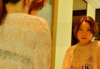 PANS写真 – 宁宁的校服套图更新，且看运动鞋如何征服校门口！