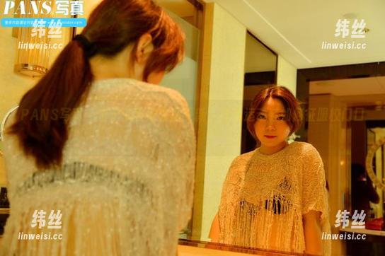 PANS写真 - 宁宁的校服套图更新，且看运动鞋如何征服校门口！