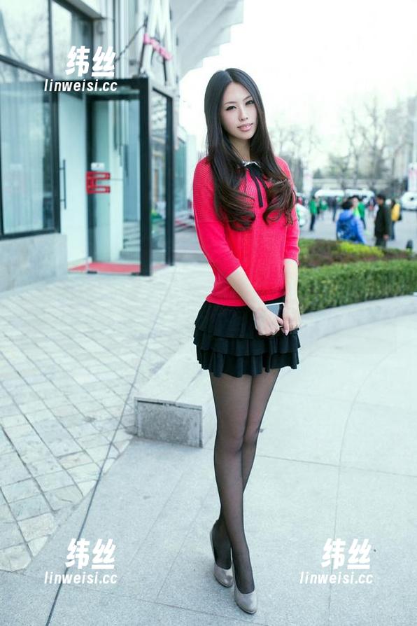 TuiGirl推女郎 - 土豆姐在在线写真里，竟然玩得起“天使”与现实的对撞。