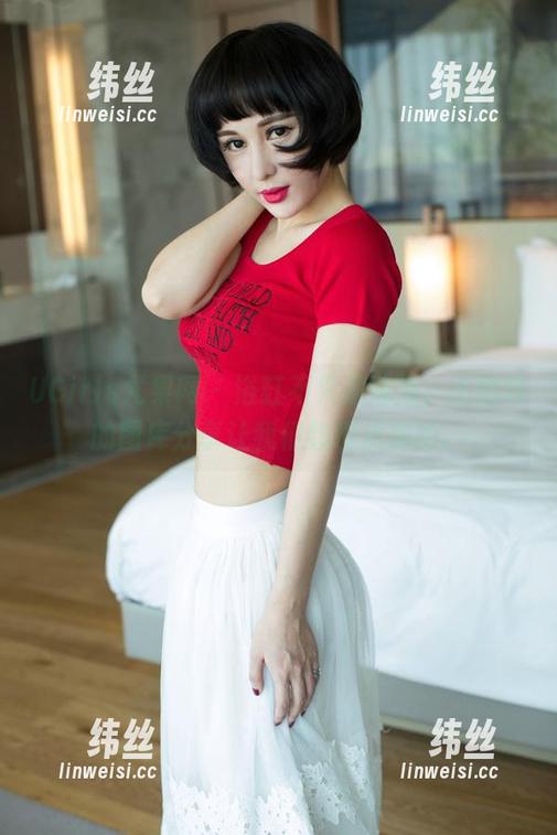 UGirls尤果网 - 浴缸不只是洗澡，王雨纯的图库分享让我们想聊点别的。
