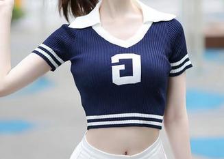 Xiuren秀人网 – 纯白不仅是颜色，还有Candy糖糖的气质，写真合集真让人有点小迷糊。