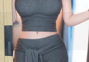 Xiuren秀人网 – 新一波的乔漫妮mina少女套图更新，尝试点不一样的调调，不来看看吗？