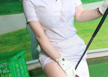 Xiuren秀人网 – 水水姐又更新了！最新甜心写真，竟悄无声息间减缓了我奔波的脚步。