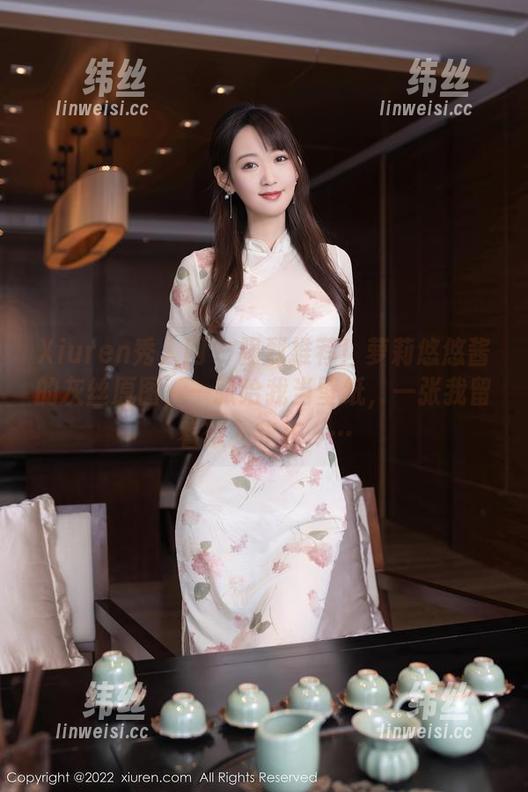 Xiuren秀人网 - 强烈推荐！萝莉悠悠酱的灰丝原图，一张给我当壁纸，一张我留着想入非非……