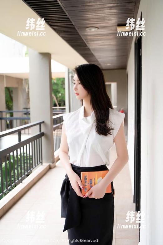Xiuren秀人网 - 修女装的免费美图，看软糖爱喝奶如何扮演叛逆的小女孩！