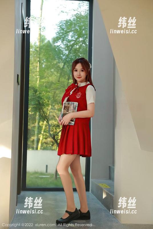 Xiuren秀人网-金小依 Xiuren秀人网 - 金小依:你要不要来我的图库里下载点甜心的‘蜜’?