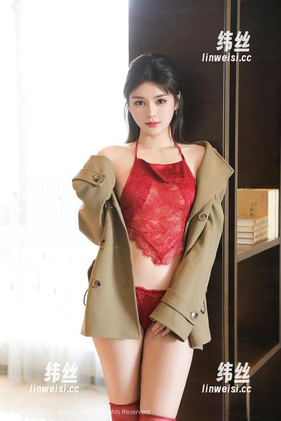 Xiuren秀人网-鹿小茜 Xiuren秀人网 - 认真对待白衬衫,鹿小茜用高清图集成功撩到了我心头的细微悸动。