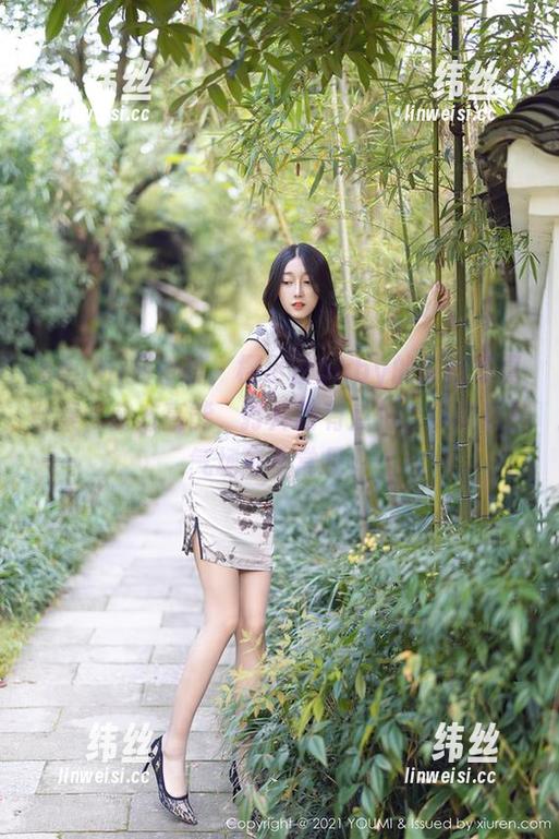 YouMi尤蜜荟 - 樱小白baby的御姐写真合集，前方高能，打开得有点怕，毕竟这种气场可不常见。