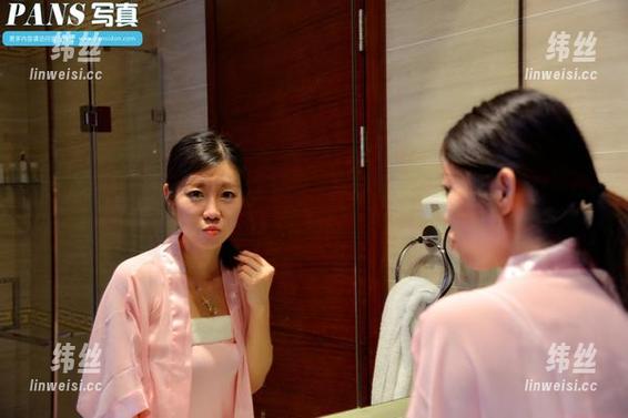pans-roro pans - 你敢相信?Roro睡衣写真合集里的慵懒姿态撩得如此明显!