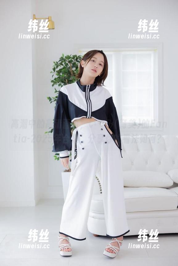 高潮中的高清画面，いくみ(育美)的Fantia-2025年合集，分享你的看法如何？