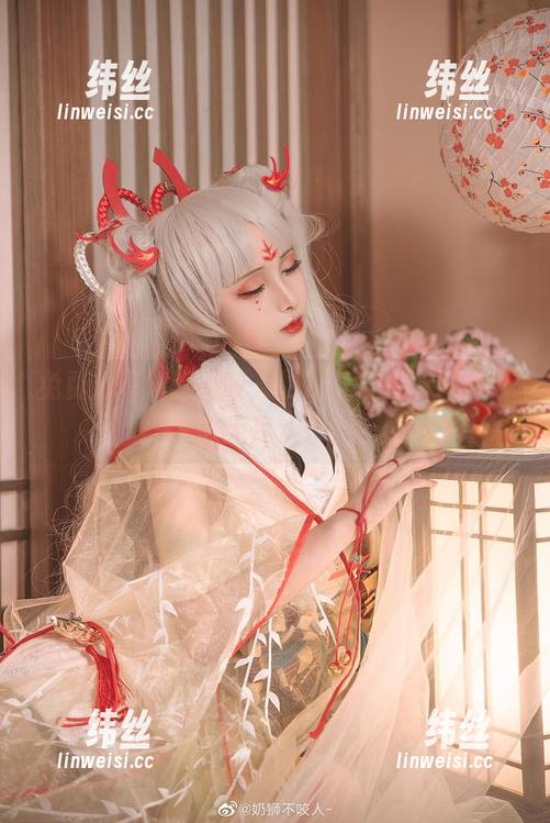 免费分享奶狮不咬人的浴缸奇观，图片带来无尽欢乐！