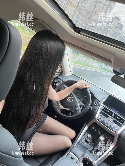 微密圈 - 宝儿茹171的睡衣大套图，你以为只是单纯的展示吗？