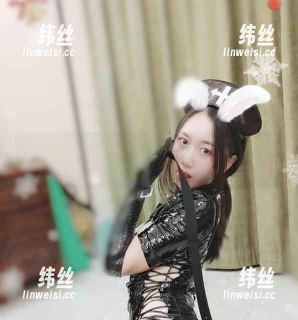 微密圈 - 小玉吃果冻精选五套，紫色上衣竟能如此百变？