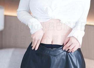 尤蜜荟 – Angela小热巴的夏日写真：感觉自己像个背景板！