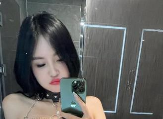 微密圈 – 一不小心被张鑫baby的短裙高清写真刷屏了