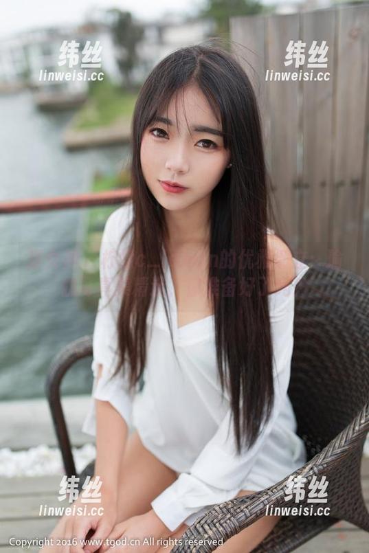 推女神 - 柠檬c_lemon的优雅倒立：瑜伽写真集精选，你准备好了吗？