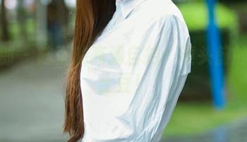 推女郎 – 陆瓷的高清自拍：镜头前的魔法土豆！