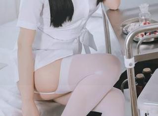 历史的改变！日奈娇用白衬衫COS合集，让你以为当学霸是一定要的其实……