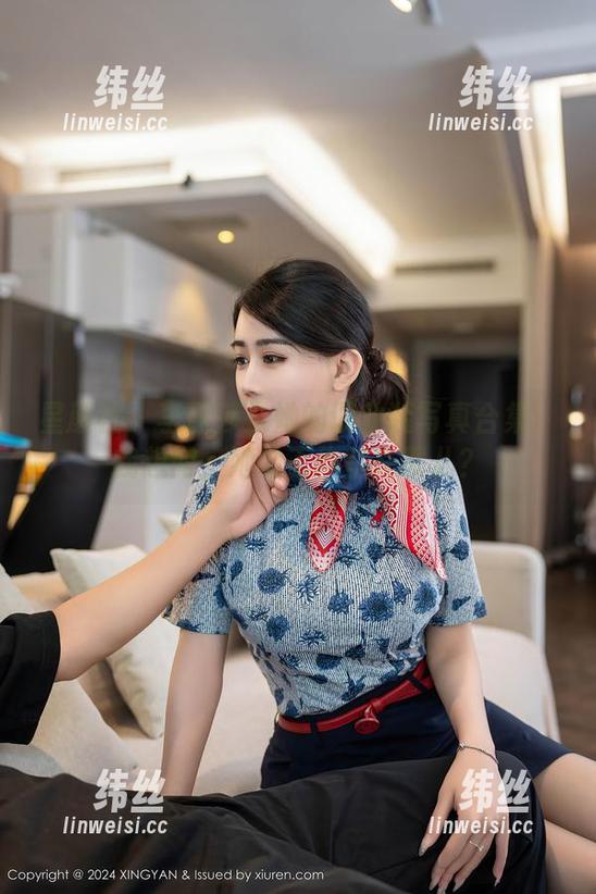星颜社 - 李丽莎及她的职业装写真合集：我想问，她的工作室在哪儿？
