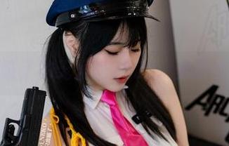 是一只废喵了的无圣光2023：梦游在圣诞树下