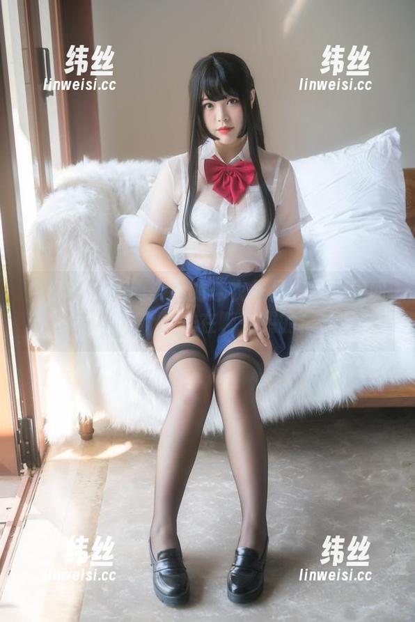 杏子夫人精心挑选的泳衣作品：真想问问，这个款式在哪儿买的！
