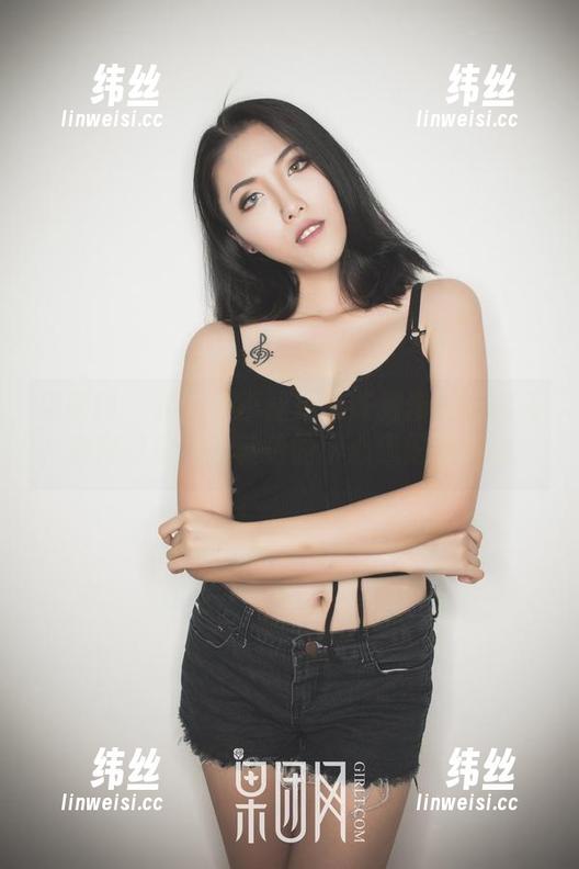 果团网 - 套图都不能定义陈雅漫的眼镜美，聊聊这镜片里藏着的小心思闹不闹心！