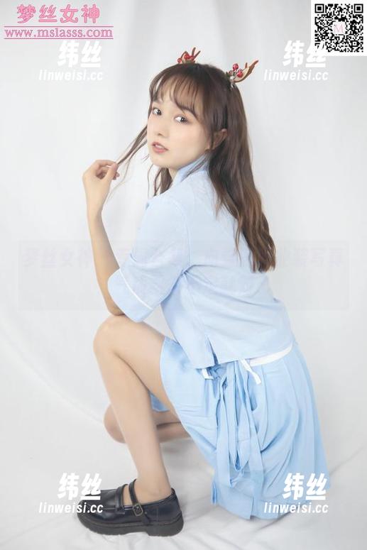 梦丝女神 - 专属合集：向雪的职业装写真，气质飘忽不定就对了