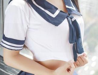 模范学院 – 美图来了，下载软软酱女神，保证你不会失眠！