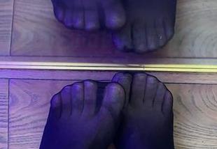 微密圈 – 看海豚baby的厨娘装扮在线变现，高清展现一边炒菜一边“唠嗑”的魔性风采！