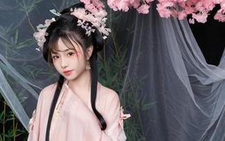 套图更新来啦！爆机少女喵小吉与莱莎的炼金工房2，这氛围不外乎也是在撒欢？