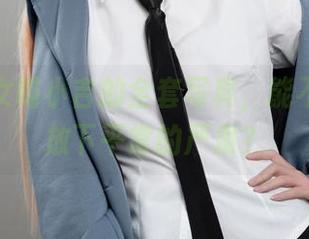 爆机少女喵小吉的全套写真，能不能短暂放下平常的严肃？