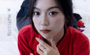 物恋传媒 – Elise下午茶？不，是她的礼服照片合集合集