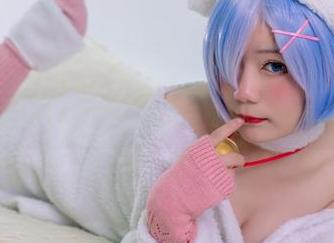 王胖胖u的PA15校服——高清画面中的“校园潮流大师”
