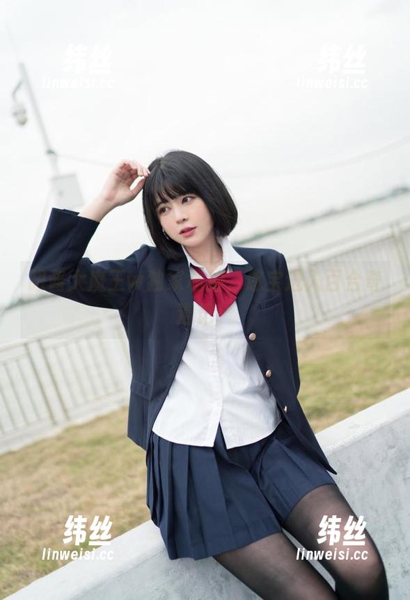 眼酱大魔王w独家私拍，悠宝进入百合奇遇记！
