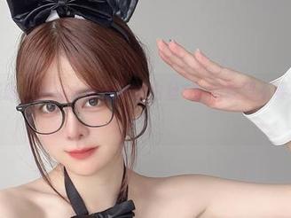 发现新资源，眼酱大魔王w的白丝T恤到底要不要再看一遍？