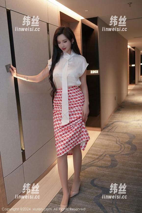 秀人网 - 记住了，Olivia童安琪在线，美图是她女友的自拍大赛！