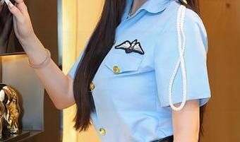 秀人网 – 不同寻常的发布，伊思思niko的美图又给大家呈现了新的御姐形象。