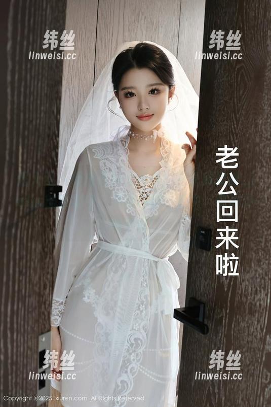 秀人网 - 制服福利大放送：在卓琳妹妹_jolin的图集中，找到你的‘丢失’制服灵魂伴侣！