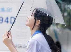 秀人网 – 电力十足的喵喵JOJO，短裙福利图包直接戳中我的心。