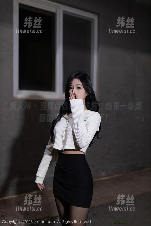 秀人网 - 当贾诗晗遇上学妹，结果一场美丽的写真图册诞生了！