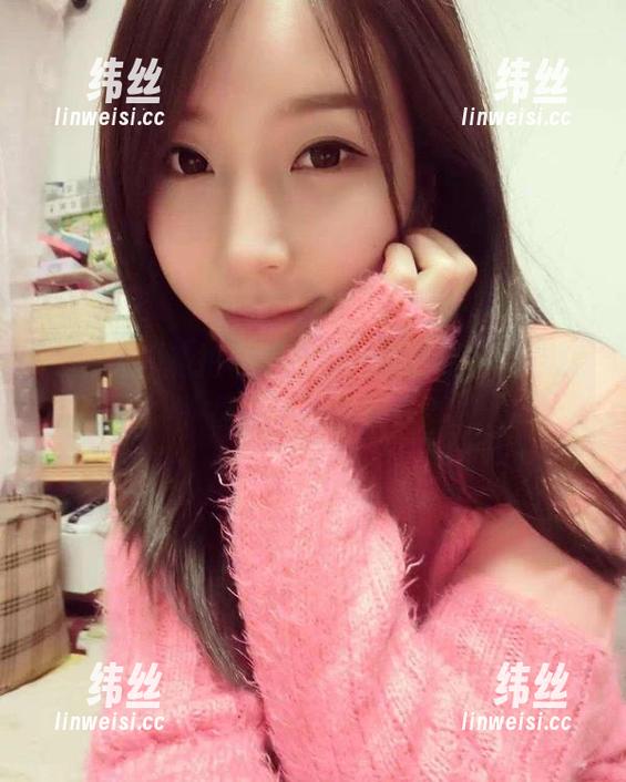 微密圈 - 私拍依旧透明，紫色哒豚豚在镜头里能不能真实点？
