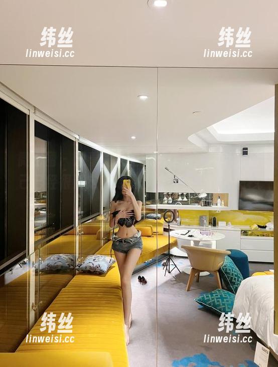 微密圈 - 观看葛征的黑丝作品，我以为自己已经很淡定，结果却被这强烈的诱惑秒杀